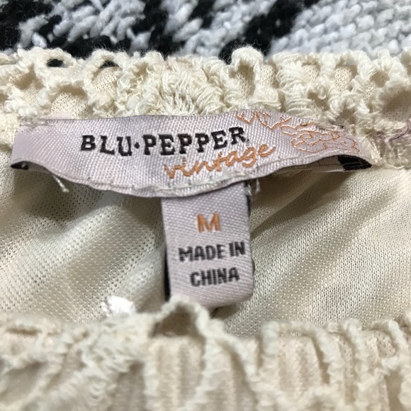 🛍3 for $15 Blu Pepper Shorts tassel hem cream S - Picture 7 of 8